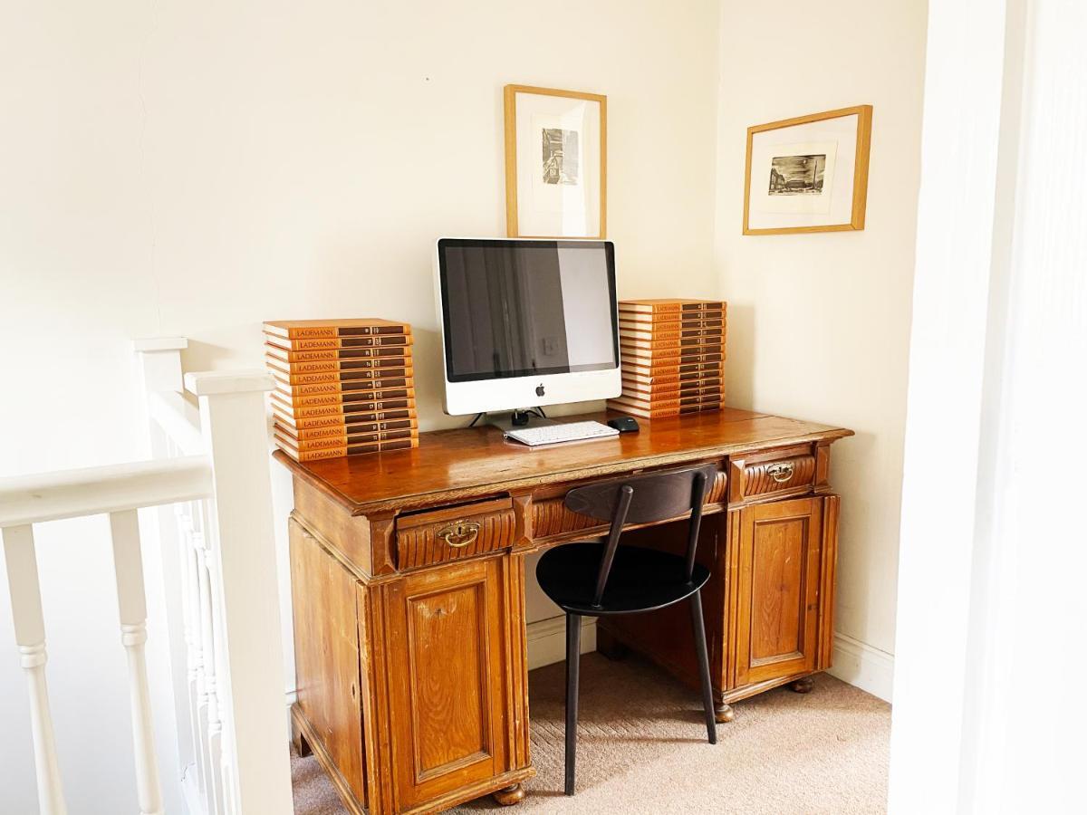 Central London Charming Camden Split Level Home מראה חיצוני תמונה